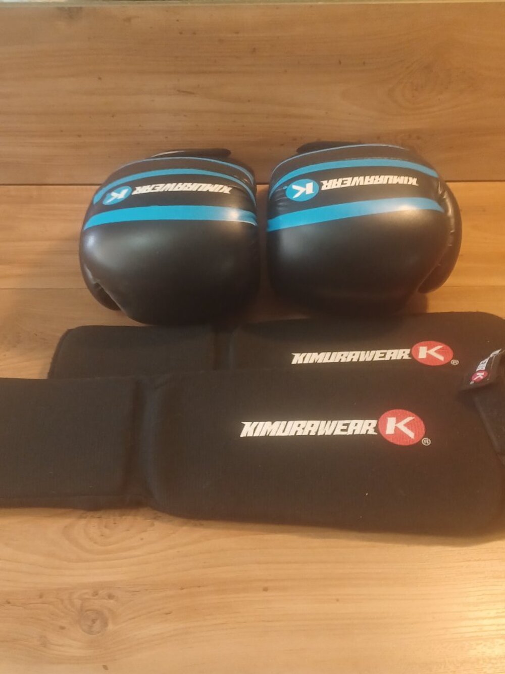 Aspire Aqari 12oz Boxing Gloves & Shin Pads